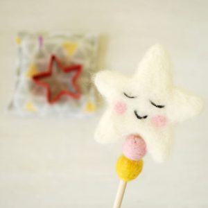 Super cute smiling star wand felt